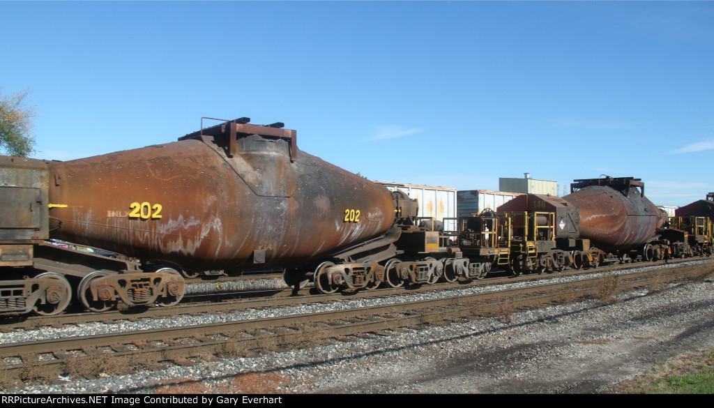 INLX 202 & 146 - Arcelor-Mittal Hot Metal Bottle Cars